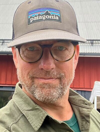 Tivedens Guider; Tomas Olausson